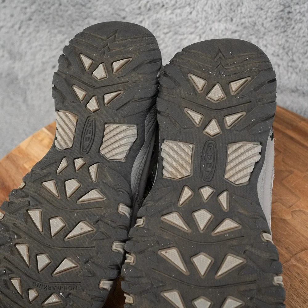 Keen Targhee IV Mid Waterproof Hiking Boots Big Kids Size 3 Alloy/Granite Green